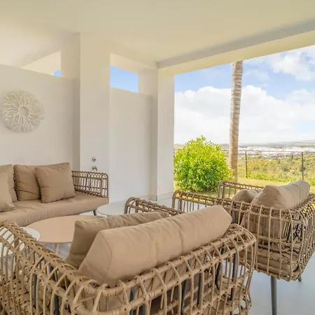Nice In With 2 Bedrooms, Wifi And Outdoor Swimming Pool Apartman Estepona