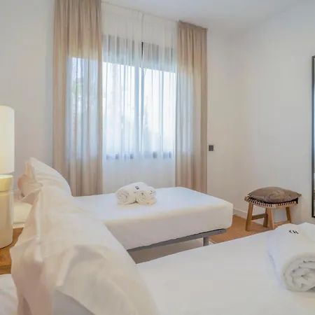 Nice In With 2 Bedrooms, Wifi And Outdoor Swimming Pool * Estepona